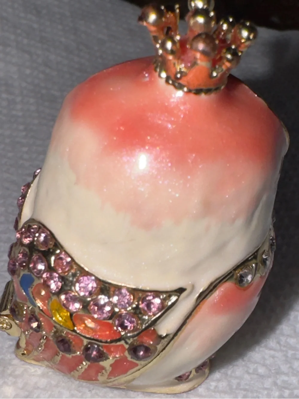 Source Unknown Coral and White Jeweled Owl Jewelry Organizer